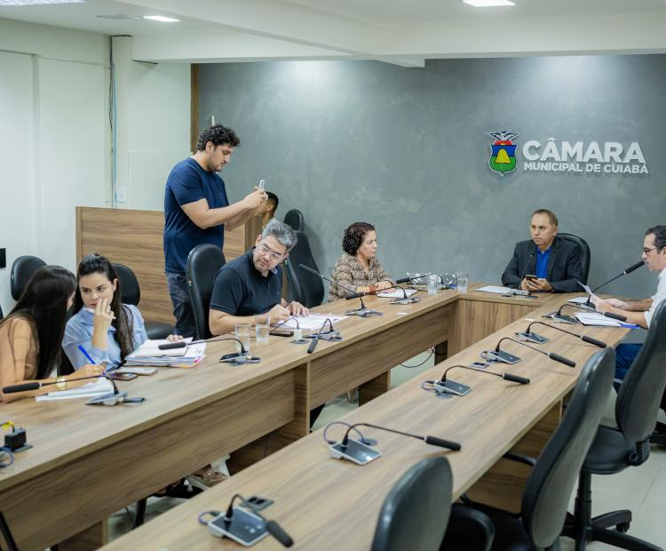 Secretário Fellipe Corrêa garante força-tarefa em prol da documentação do Cuiabanco