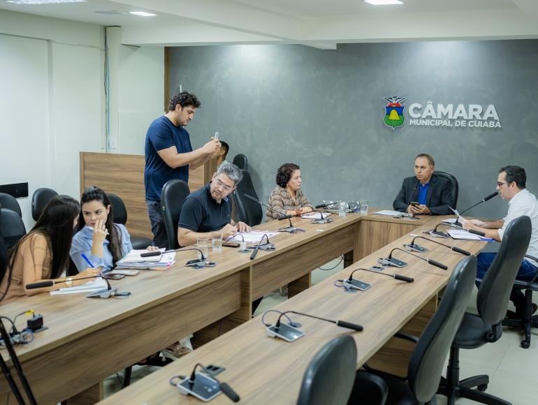 Secretário Fellipe Corrêa garante força-tarefa em documentação do Cuiabanco