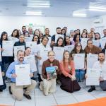 Em homenagem ao Dia da Enfermagem, Paula Calil entrega moção a mais de 60 profissionais no Hospital Geral