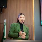 Michelly Alencar defende mães e critica exclusão da palavra ‘mãe’ em caderneta do Governo Federal